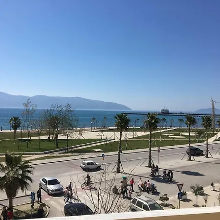 شقة Lungo Mare διαμέρισμα *